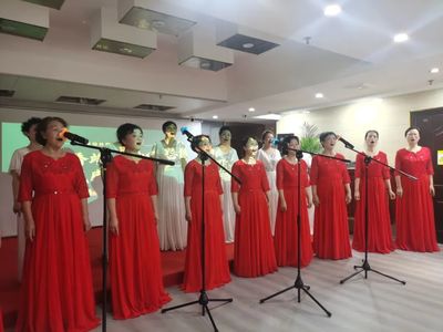 粽香端午聚洗马,居民感恩侨之家